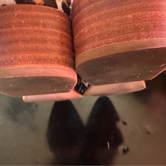 Able Local and Global Calf hide shoes - Picture 6 of 12